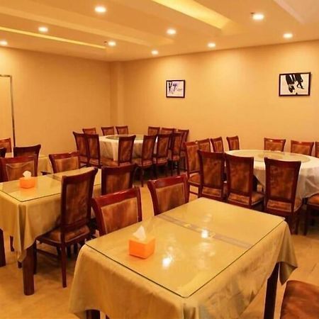 GreenTree Inn Beijing East Yizhuang District Second Kechuang Street Express Hotel Buitenkant foto